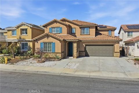 Photo of 29325 Links, Lake Elsinore, CA 92530 (MLS # SW26040269)