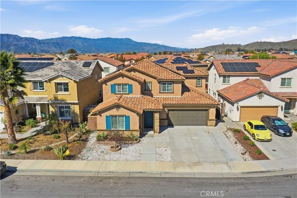 Photo of 29325 Links, Lake Elsinore, CA 92530 (MLS # SW26040269)