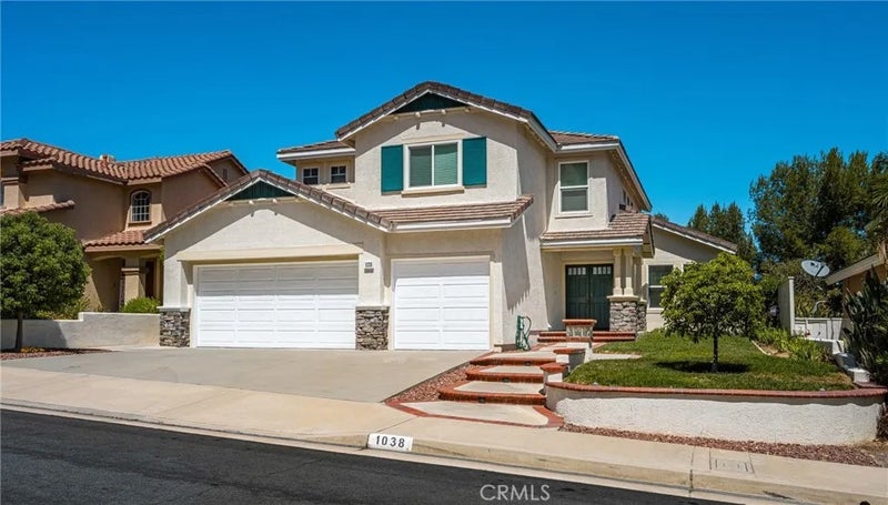 1038 S Cascade Lane