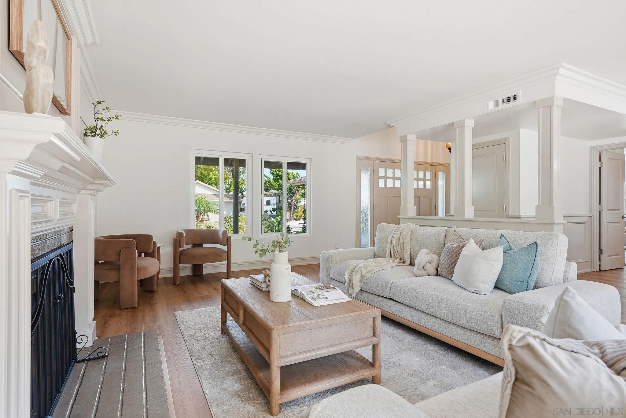 611 Fresca St.
