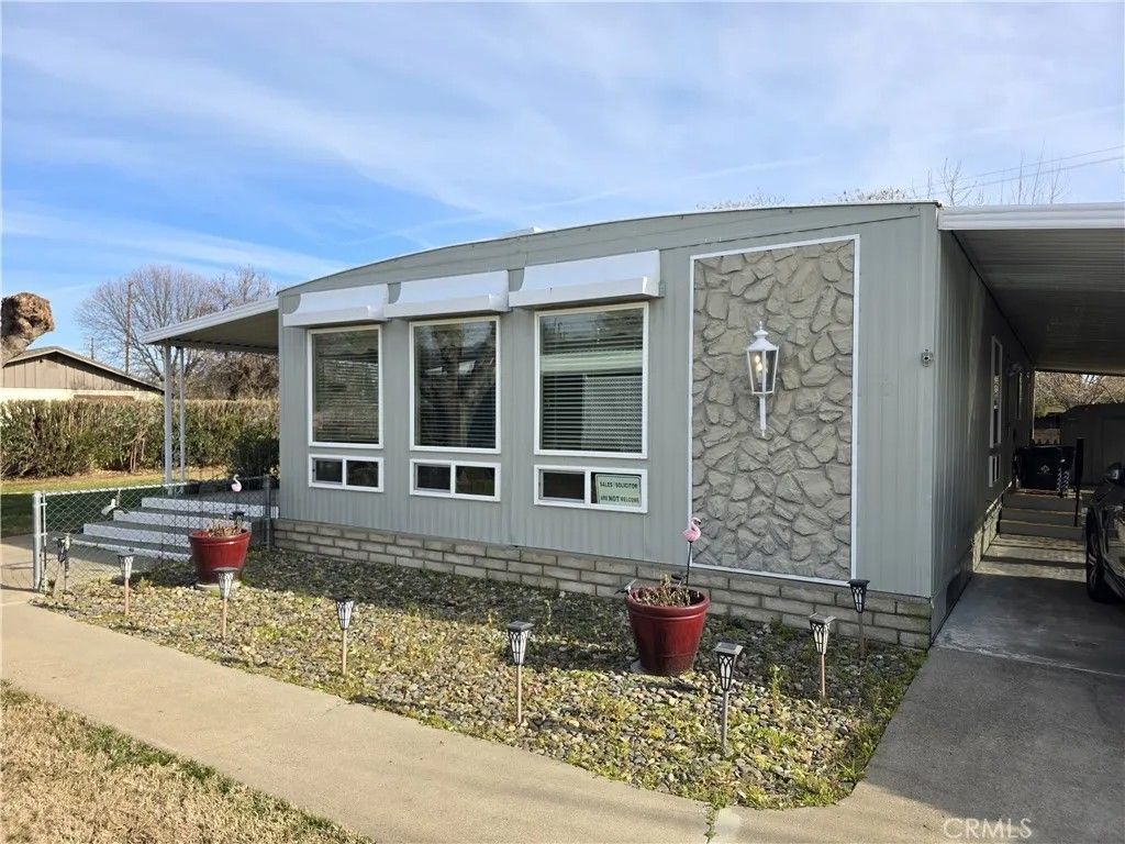 Photo of 1 Casa Grande Dr #1, Red Bluff, CA 96080 (MLS # SN26019117)