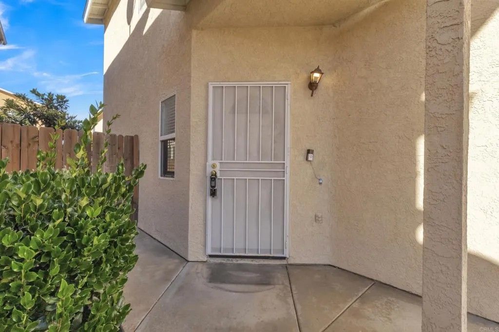 Photo of 1552 Elizabeth Ln, El Cajon, CA 92019 (MLS # PTP2601918)