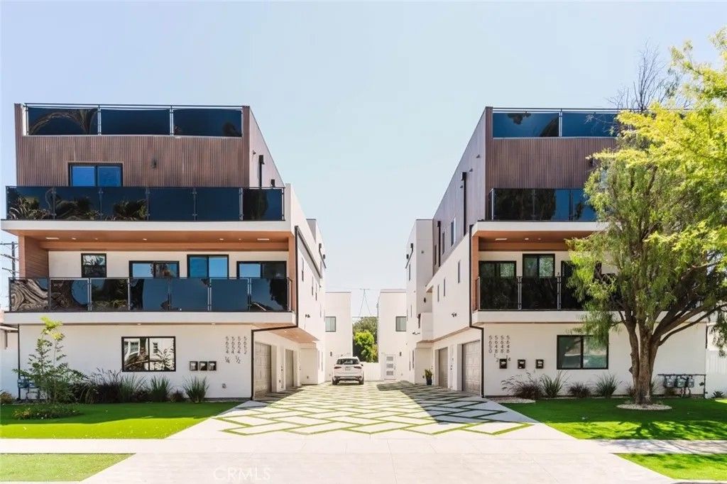 Photo of 5648 Cartwright Avenue, North Hollywood, CA 91601 (MLS # GD26103664)
