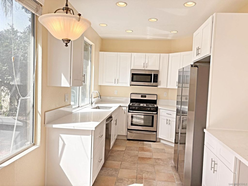 Photo of 4065 Ivey Vista Way, Oceanside, CA 92057 (MLS # 260006376)