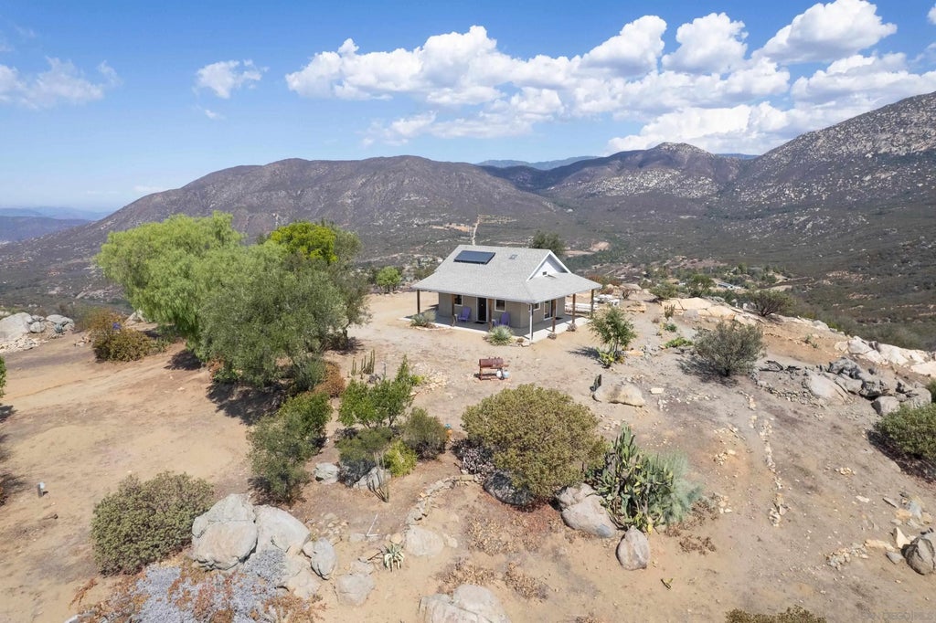 Photo of 19584 Paradise Mountain Road, Valley Center, CA 92082 (MLS # 260023564)