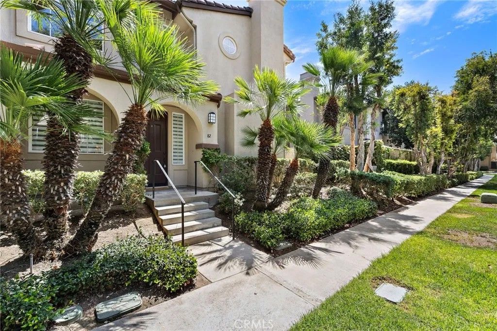 Photo of 82 Rosenblum, Irvine, CA 92602 (MLS # OC25271715)