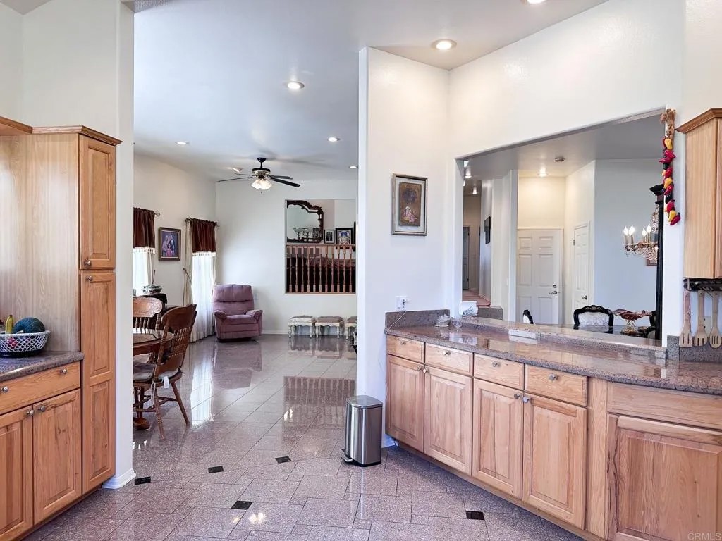 14 Las Flores Drive