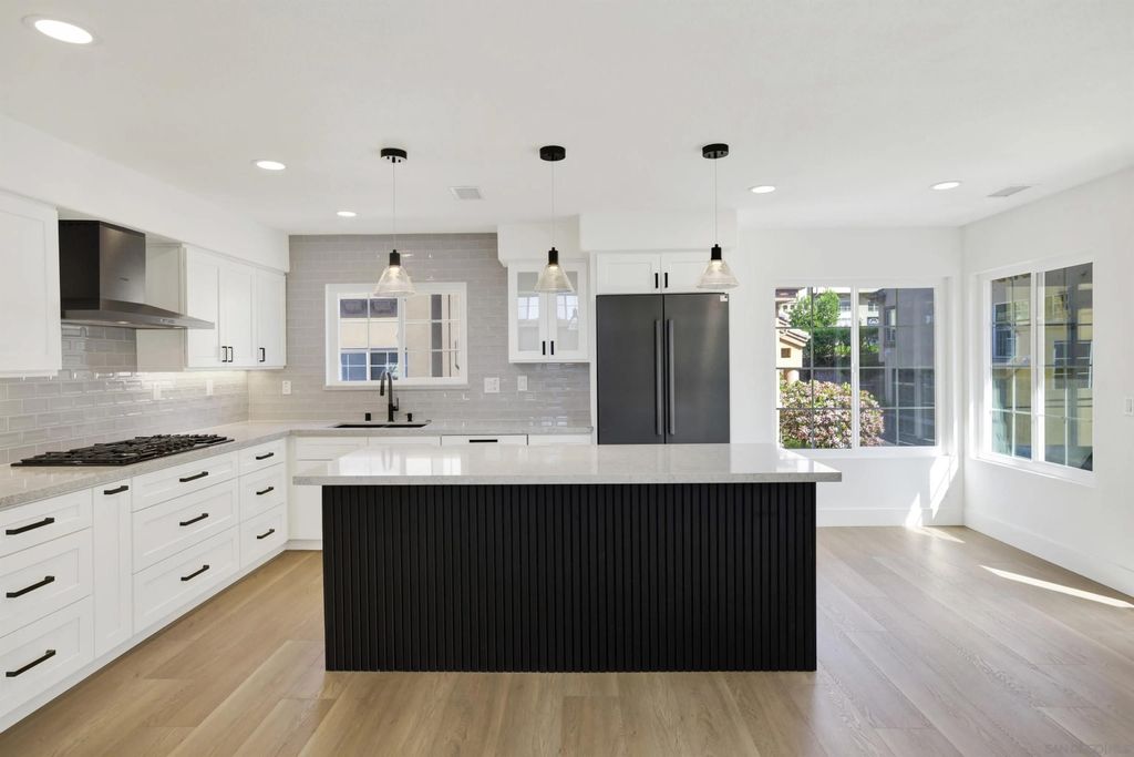 Photo of 12523 El Camino Real Real #A, San Diego, CA 92130 (MLS # 260007764)