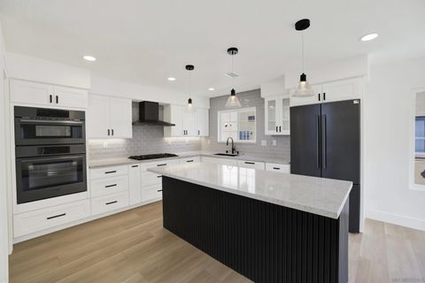 12523 El Camino Real A San Diego CA 92130