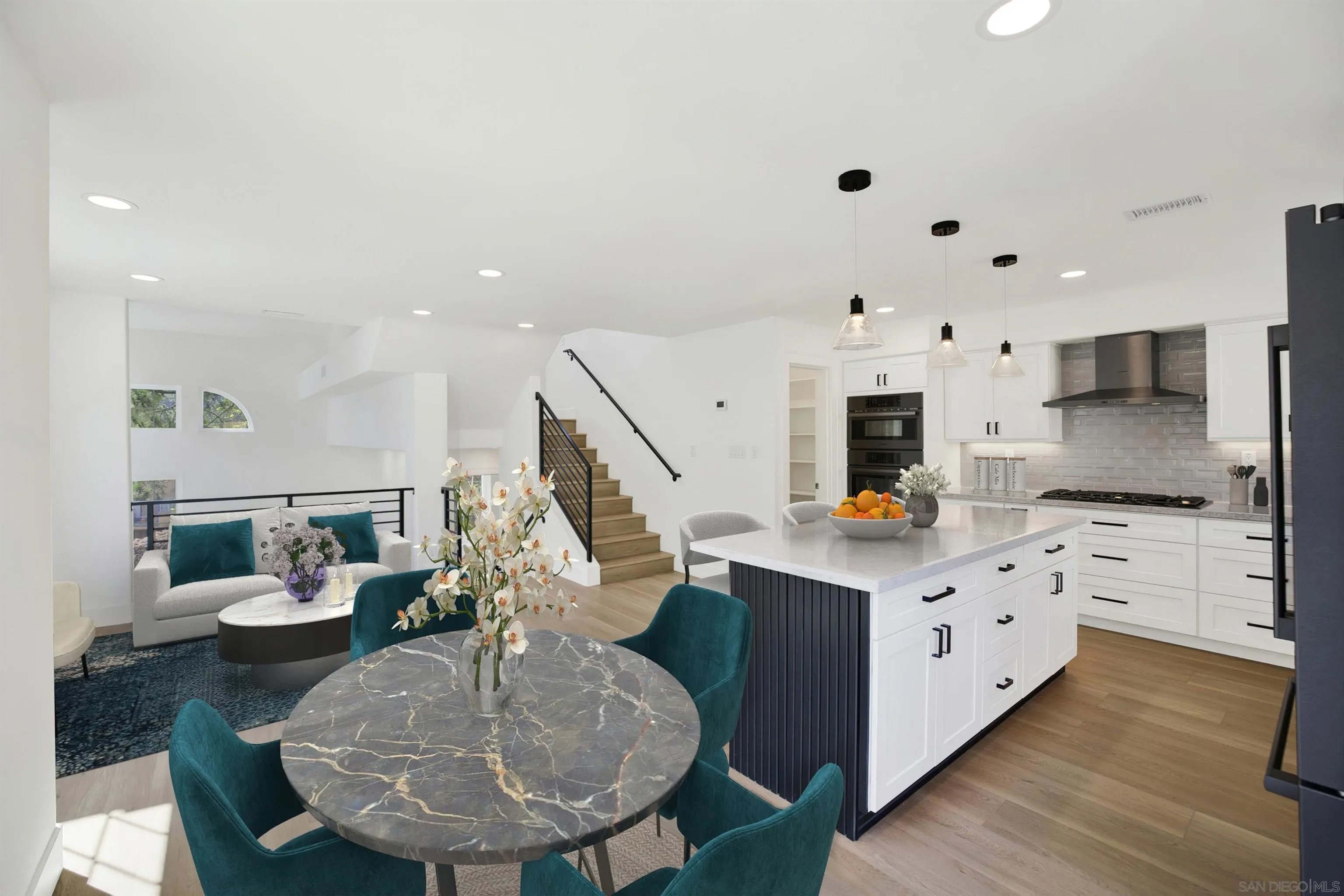 12523 El Camino Real A