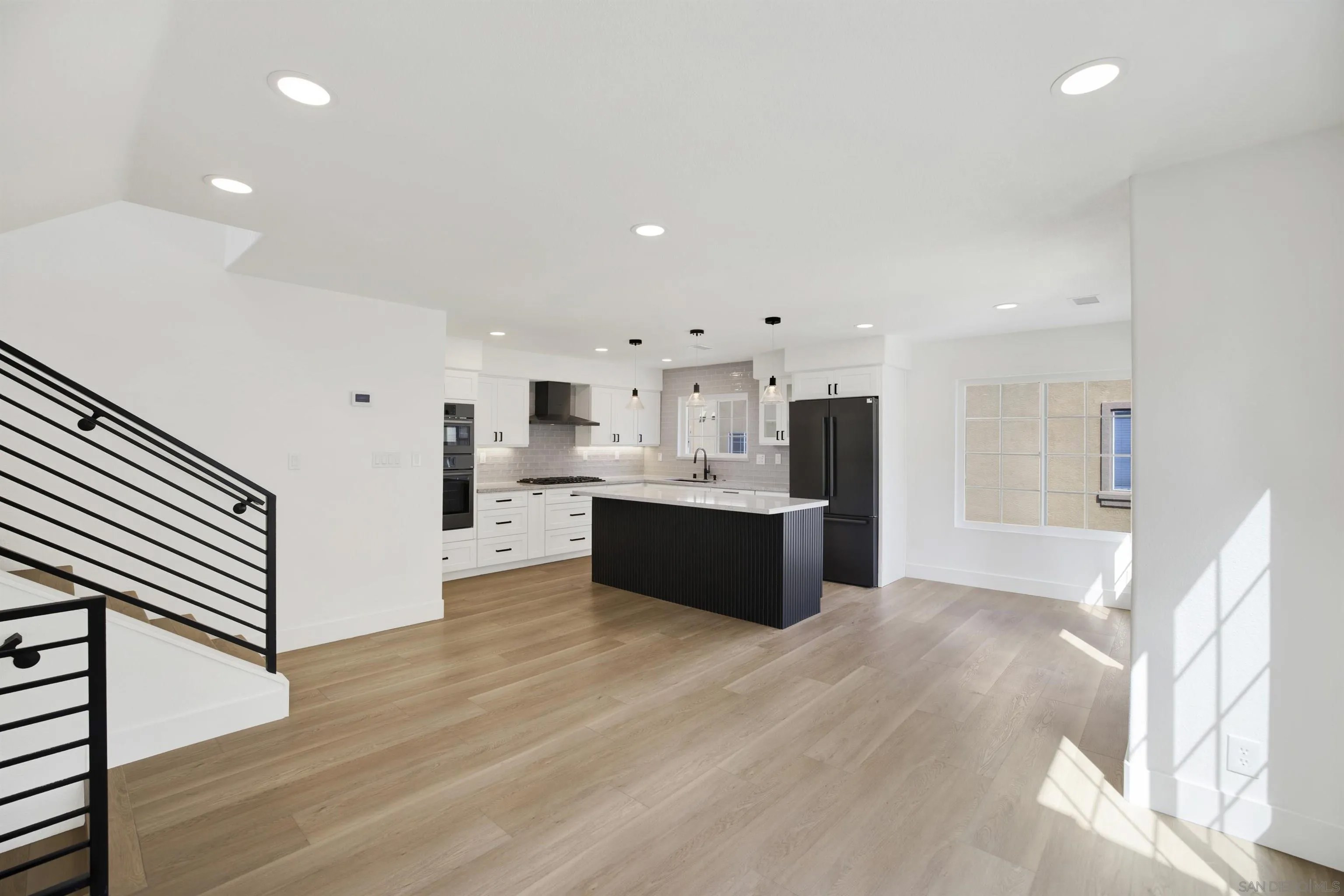 12523 El Camino Real A