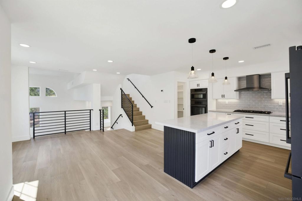 Photo of 12523 El Camino Real Real #A, San Diego, CA 92130 (MLS # 260007764)