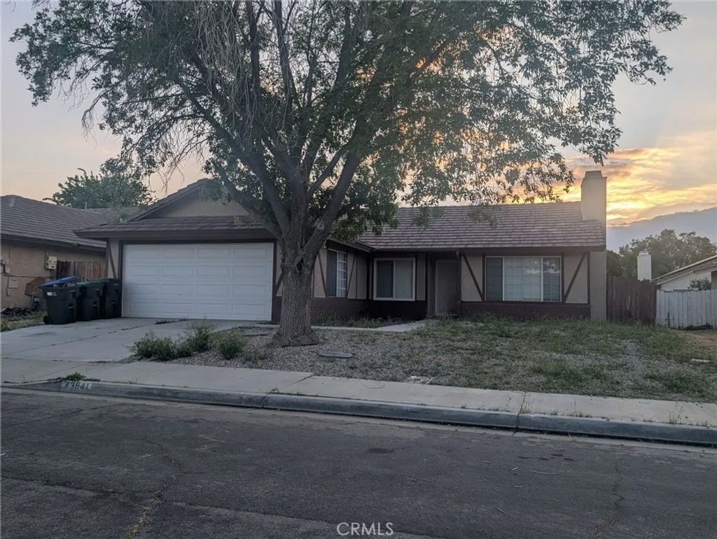 Photo of 43941 Maria Ct, Lancaster, CA 93535 (MLS # OC26072257)