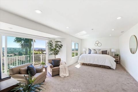 Tiny photo for 22792 Orellana, Mission Viejo, CA 92691 (MLS # OC25244163)