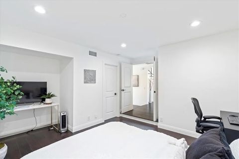 Tiny photo for 22792 Orellana, Mission Viejo, CA 92691 (MLS # OC25244163)