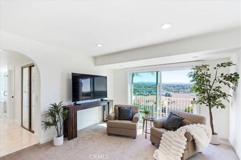 Tiny photo for 22792 Orellana, Mission Viejo, CA 92691 (MLS # OC25244163)