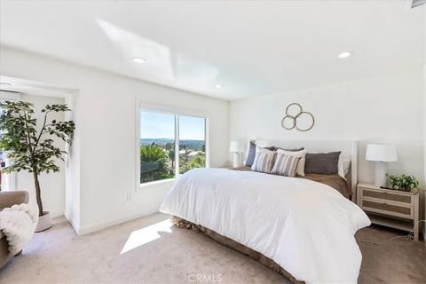 Tiny photo for 22792 Orellana, Mission Viejo, CA 92691 (MLS # OC25244163)