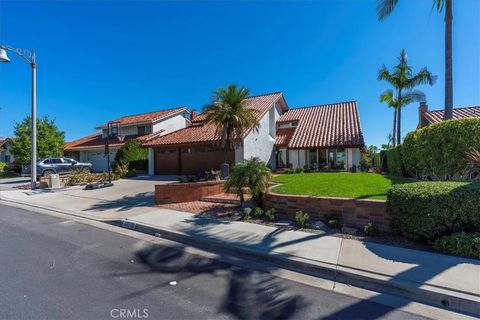 Tiny photo for 22792 Orellana, Mission Viejo, CA 92691 (MLS # OC25244163)
