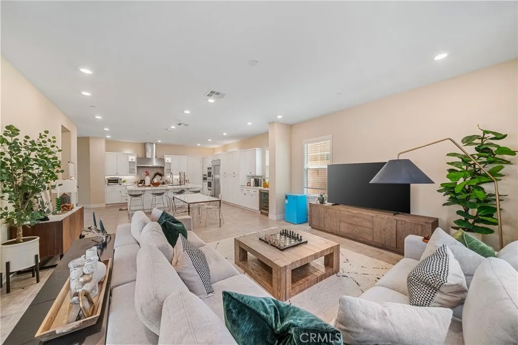 81 Pelican Lane
