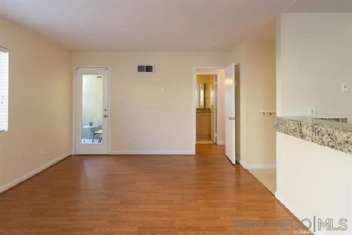 7405 Charmant Dr 1911