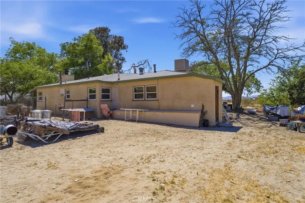 Photo of 12103 E Avenue S Ave, Littlerock, CA 93543 (MLS # JT26089600)