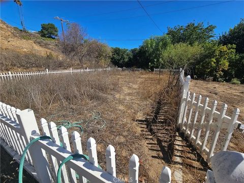 Tiny photo for 12687 Vista Drive, Colton, CA 92324 (MLS # IG25241870)