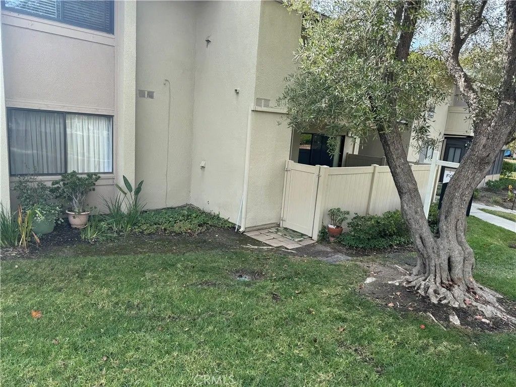 Photo of 13602 La Jolla Circle #B, La Mirada, CA 90638 (MLS # TR25278955)