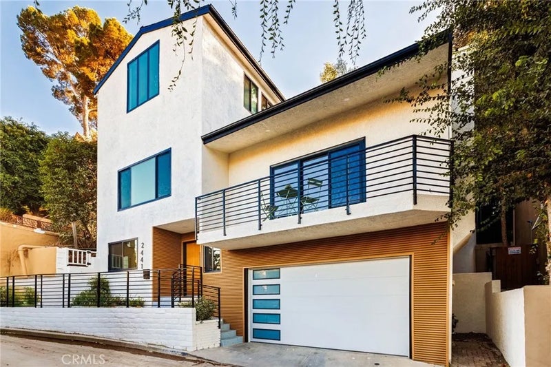 2441 Lyric Avenue
