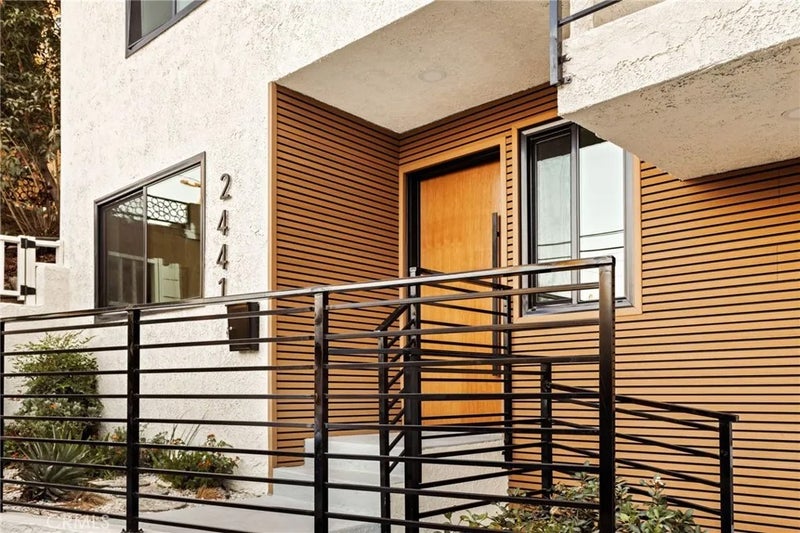 2441 Lyric Avenue