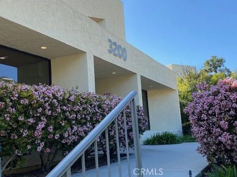 Photo of 3200 La Rotonda, Rancho Palos Verdes, CA 90275 (MLS # PV26052902)