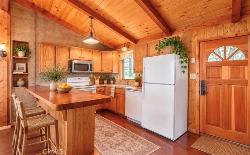 272 Manzanita Drive