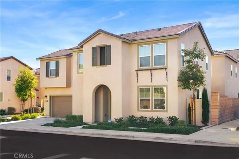 Photo of 904 Maya Crossing #19, Lake Elsinore, CA 92530 (MLS # PW25271353)