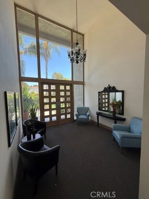 2393 Via Mariposa West