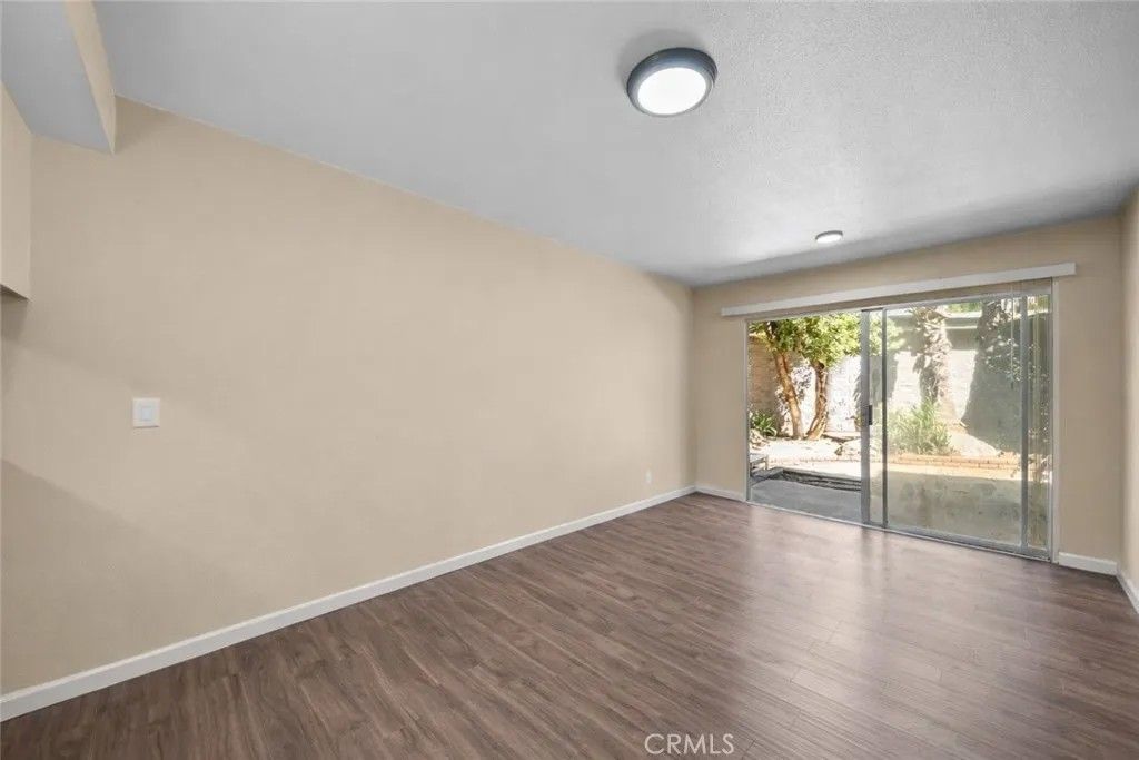 Photo of 1517 E Garfield Ave #40, Glendale, CA 91205 (MLS # SR26056169)
