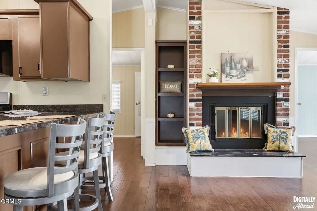 1220 Johnson Drive 107