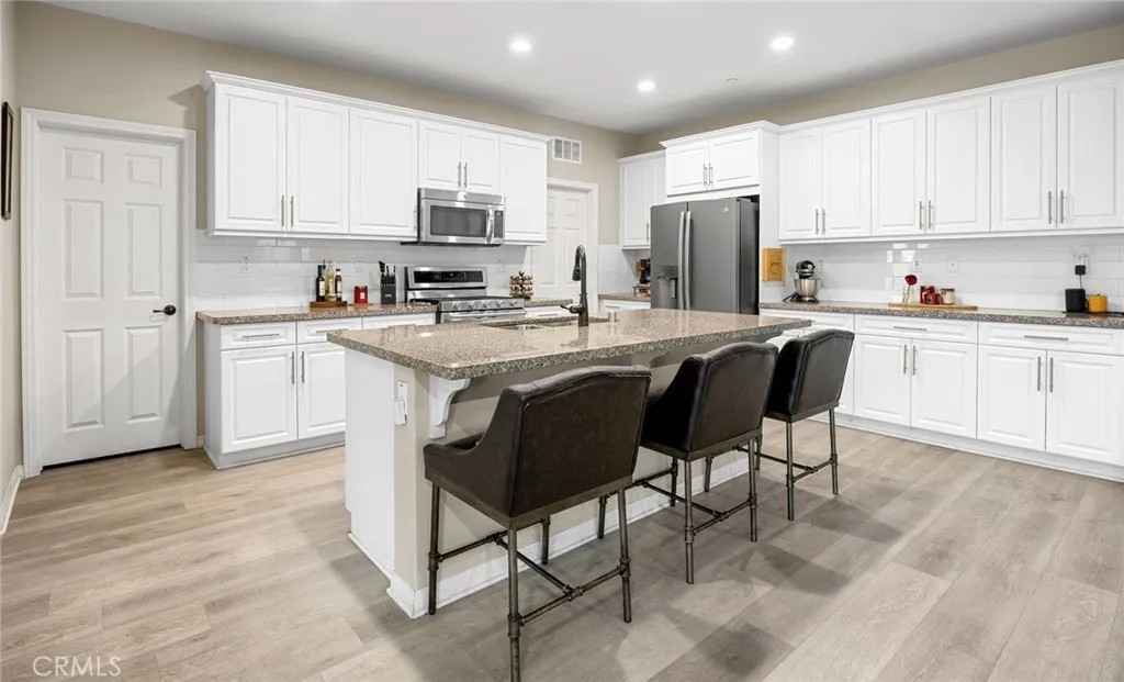 3009 E Arbor Lane