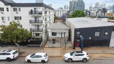 Photo of 254 17Th Street, San Diego, CA 92101 (MLS # PTP2505178)