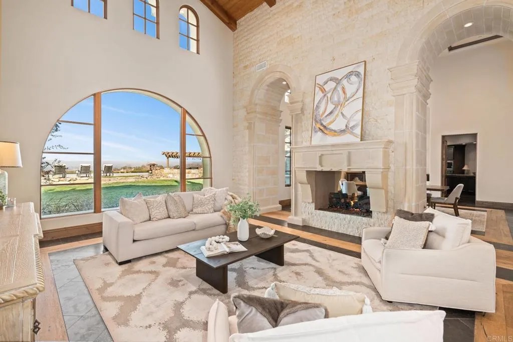 8287 Run of the Knolls