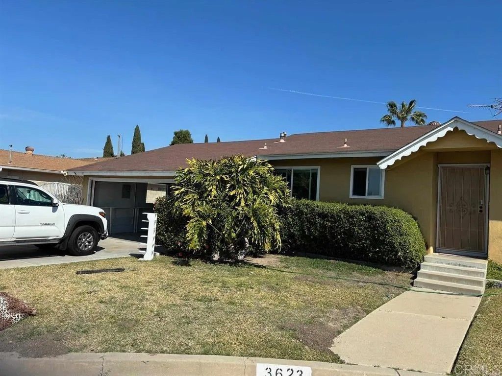 Photo of 3623 Hazelhurst Ct, Bonita, CA 91902 (MLS # PTP2601994)