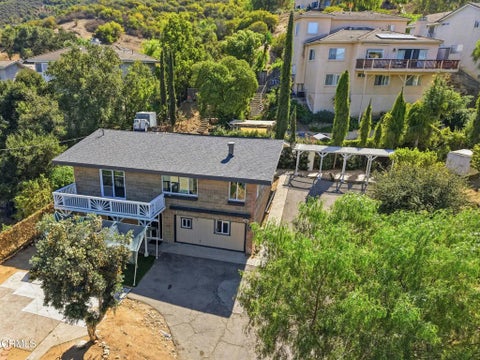Photo of 1324 Rudolph Drive, Newbury Park, CA 91320 (MLS # V1-39285)
