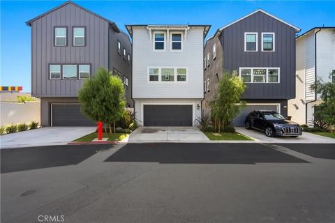 Tiny photo for 519 Caleigh Lane, Costa Mesa, CA 92627 (MLS # OC25236752)