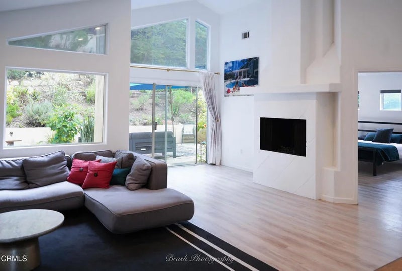 270 Valley Road