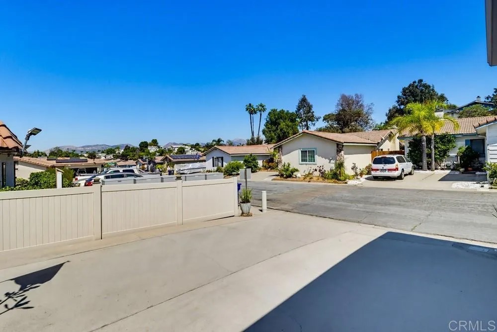 8456 Snow White Drive