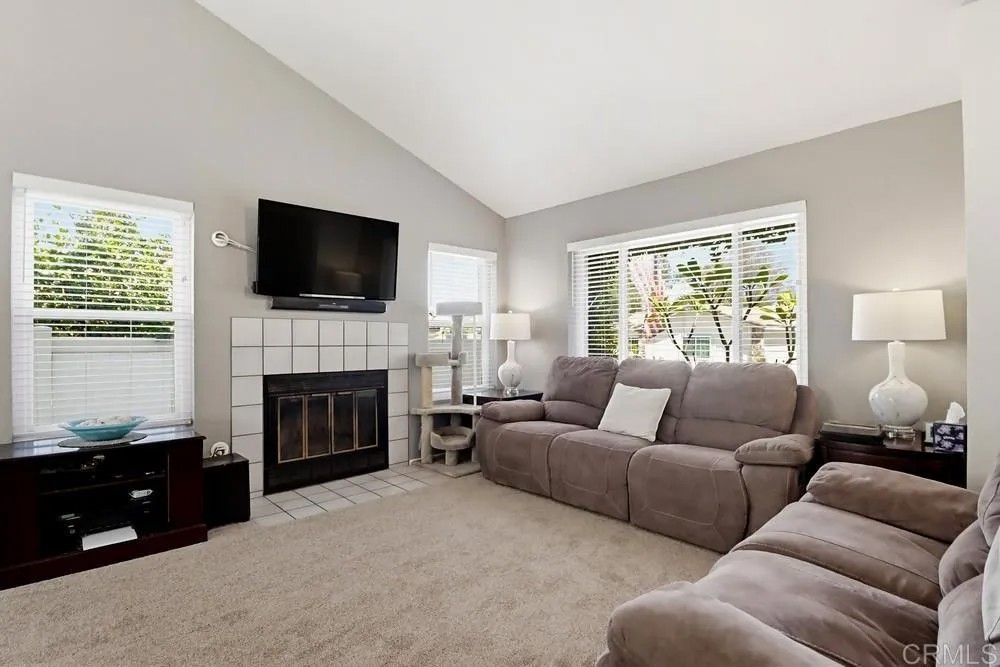 8456 Snow White Drive