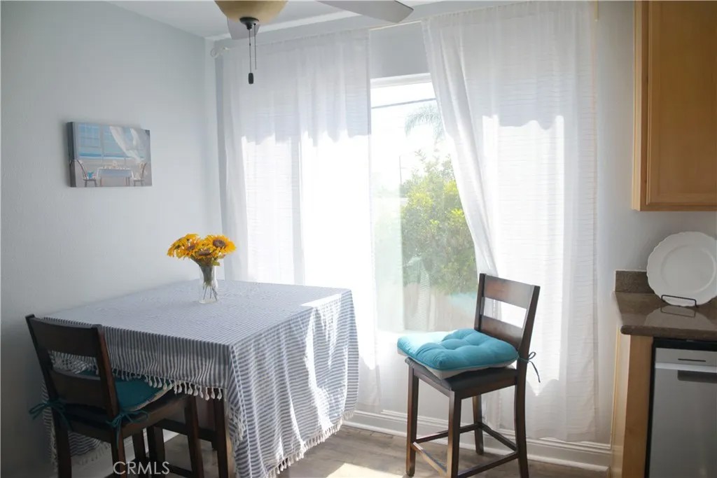 3535 Madison Avenue 205