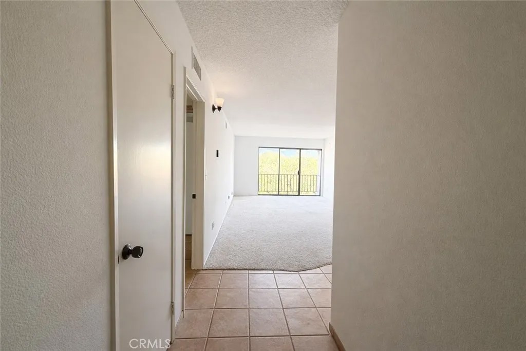 140 Walnut Avenue 4B