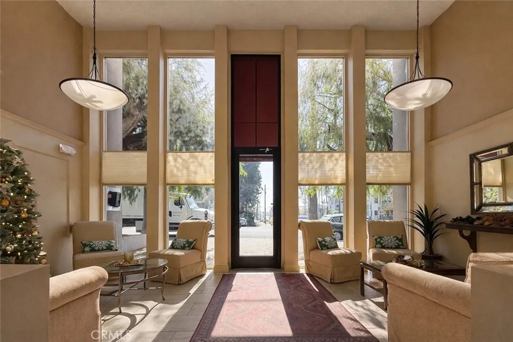 140 Walnut Avenue 4B