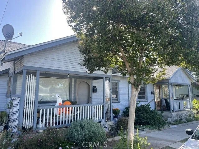 148 N Shamrock