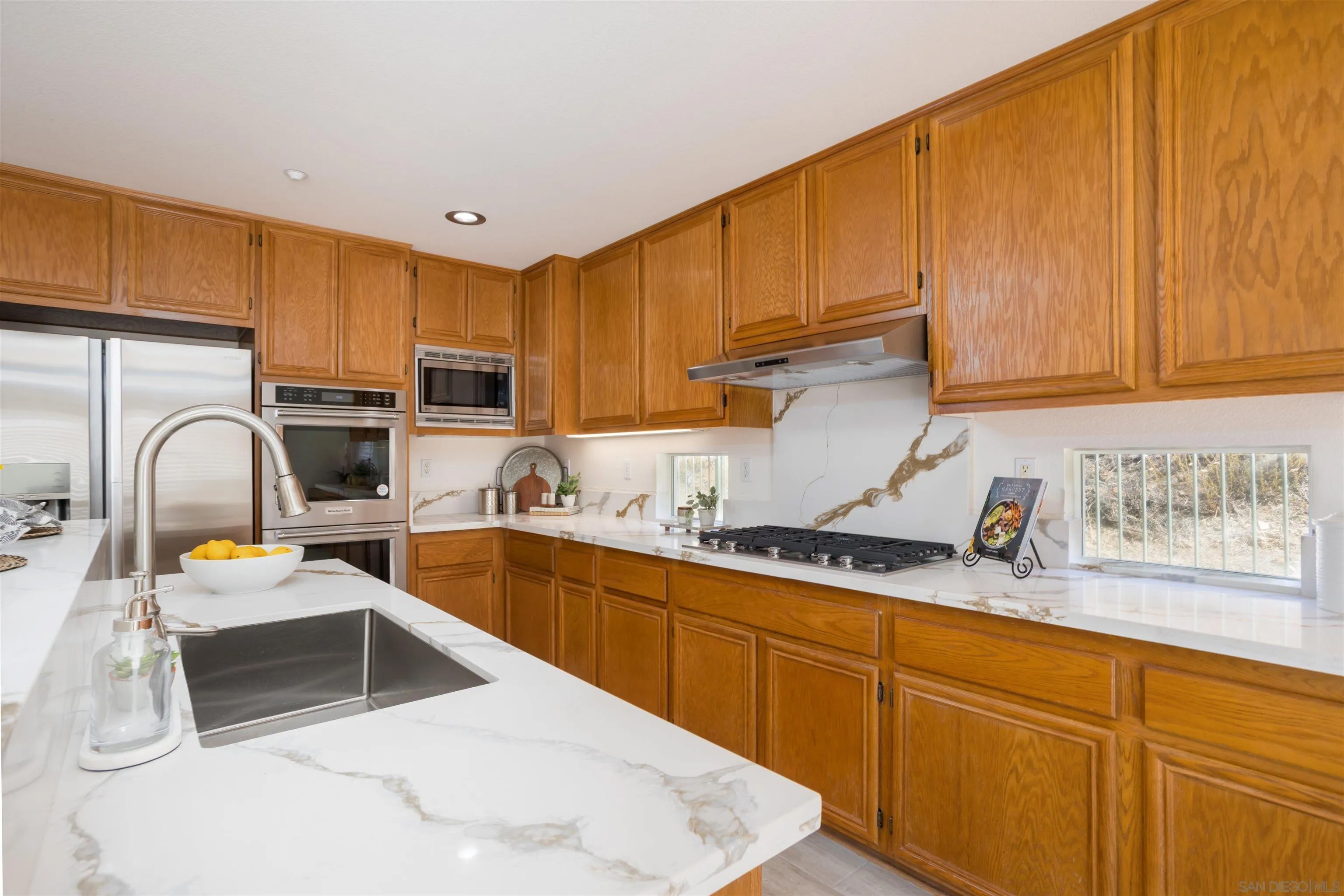 2168 Pointe Parkway