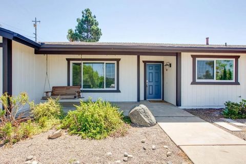 325 Estrelita Drive Vista CA 92084